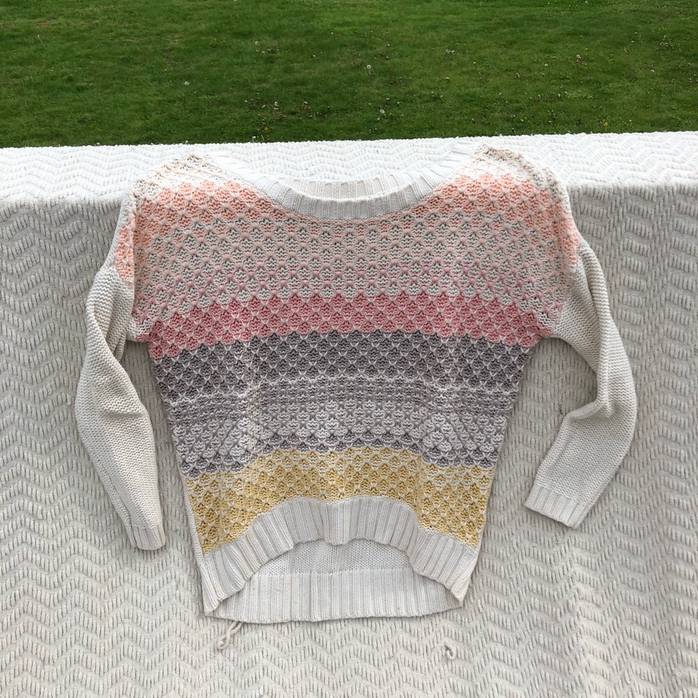 American Eagle Sweater